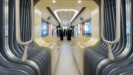 İstanbul'un yüzde 100 elektrikli metrobüsü yola iniyor