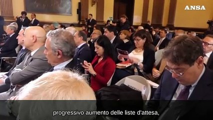 "C'e' il rischio di una sanita' per censo"