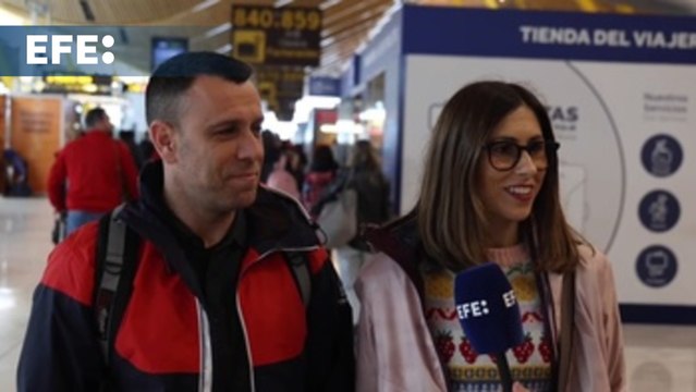 Viajeros aprovechan las vacaciones de Semana Santa para ir al extranjero