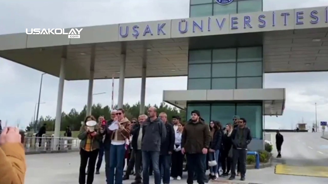 Uşak Üniversitesi Öğrencileri Cinsel Tacize Tepki Gösterdi..!