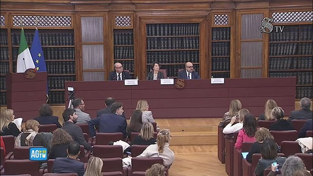 Il governo presenta le iniziative scolastiche contro la violenza sulle donne La diretta video
