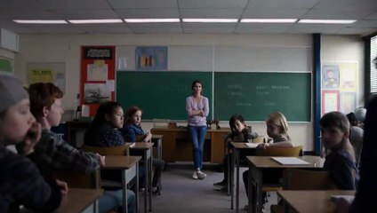 Espíritus Oscuros Tráiler