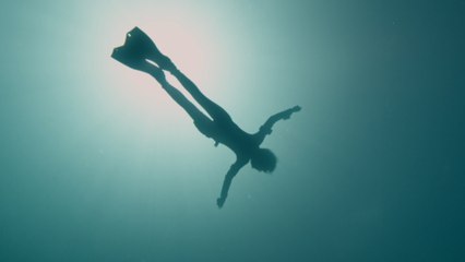 The Deep House: YouTubers' Underwater Adventure 🌊