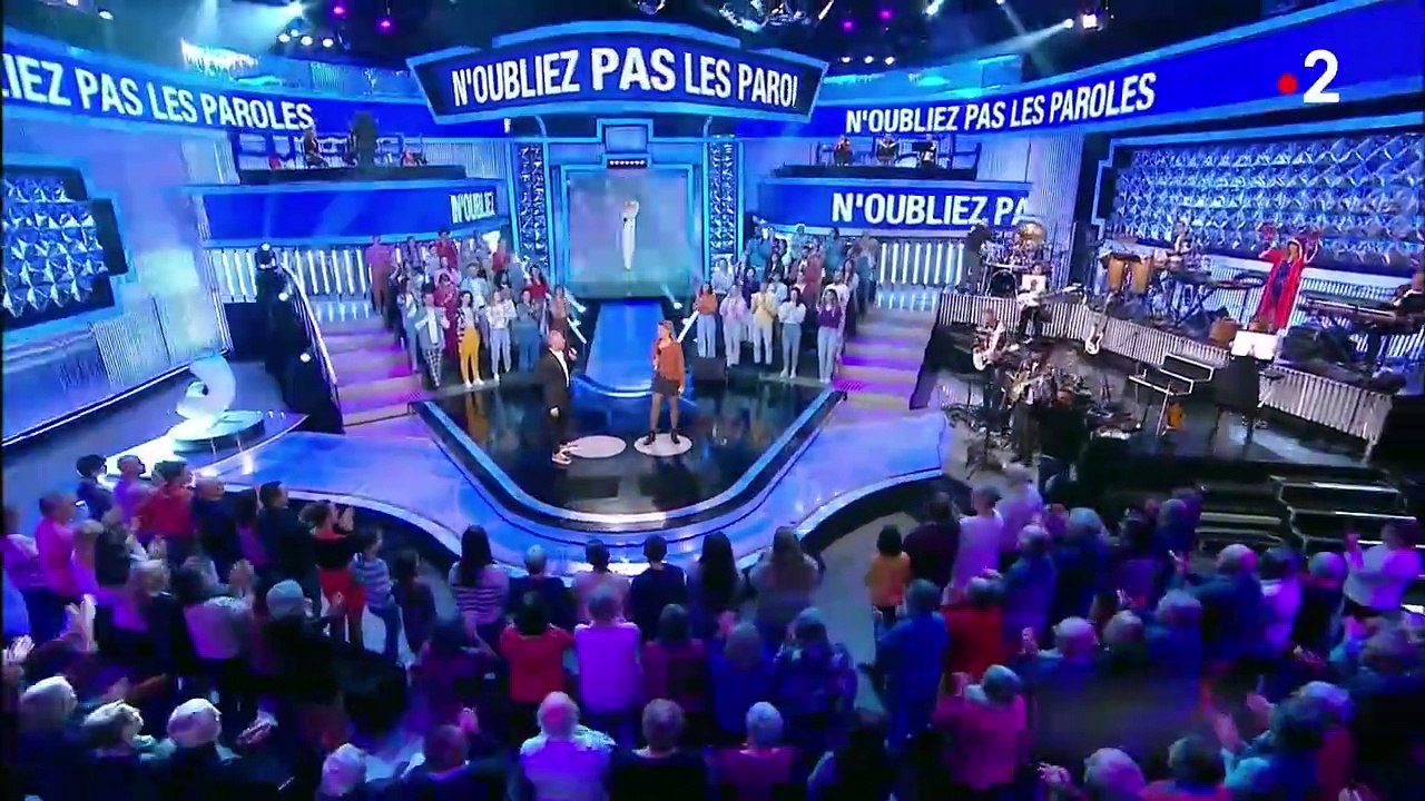 Nagui fait une remarque sur le physique de Magali Ripoll dans "N'oubliez pas les paroles", sur France 2