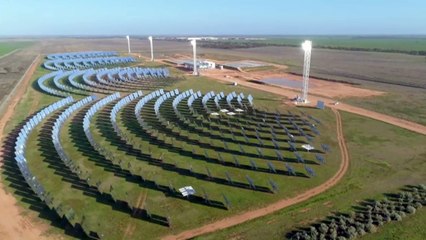 Government to spend $1b to encourage solar panel manufacturing