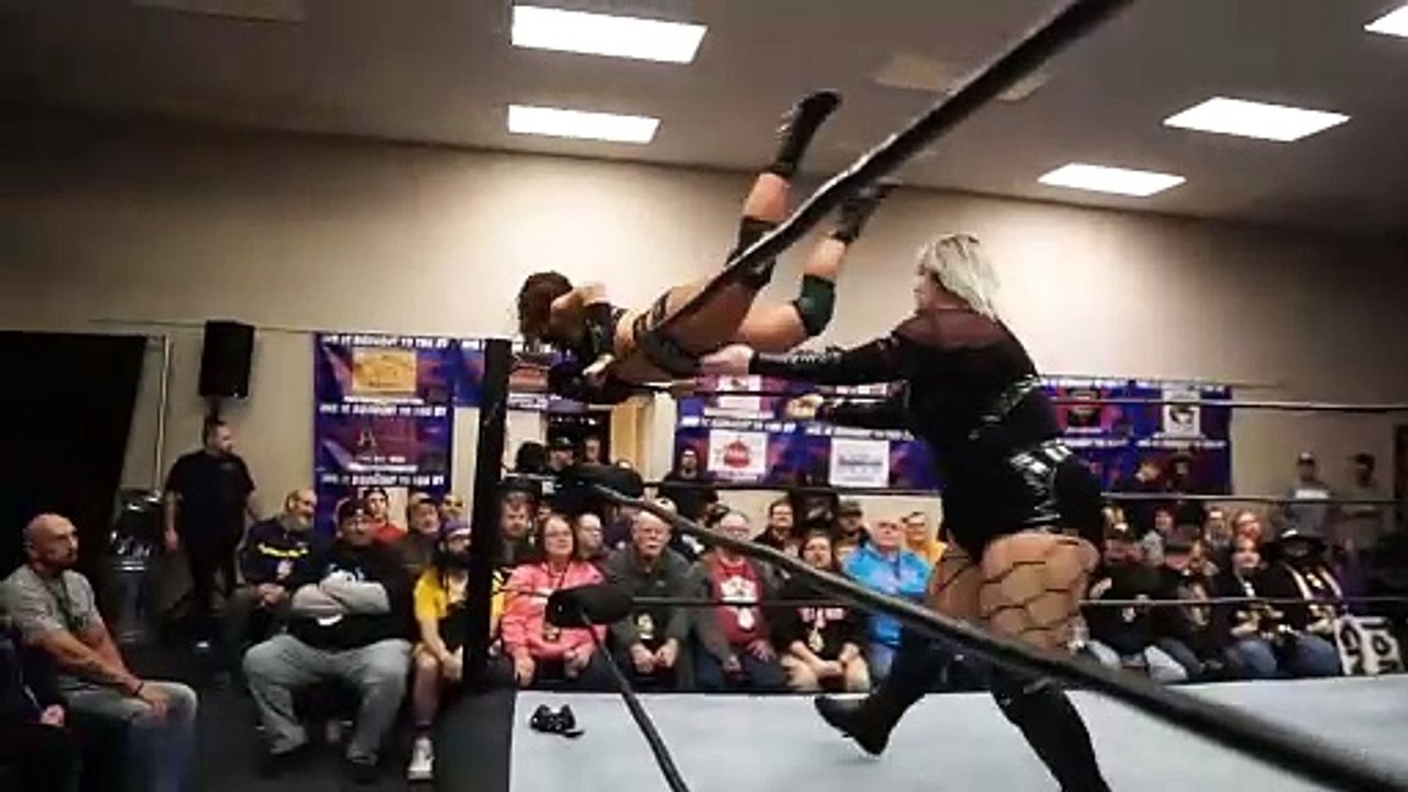 Havok vs Ashley D'Amboise
