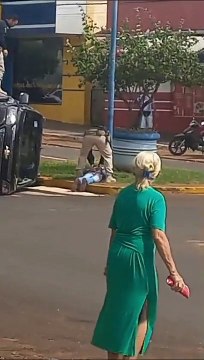 Condutor de Iporã é preso após fugir da PRF por 25 km, bater S10 e veículo tombar 3