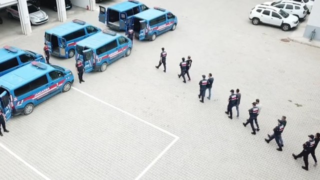 Bir tondan fazla uyuşturucu yakalandı: 434 torbacı gözaltında