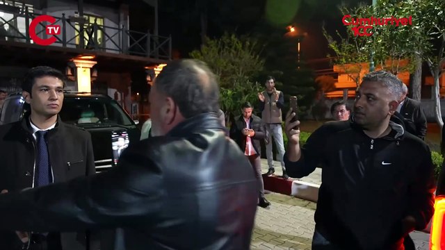Belediye başkanının aracına silahlı saldırı! ‘Hiçbir zorbalık bizi bu yoldan alıkoyamaz’