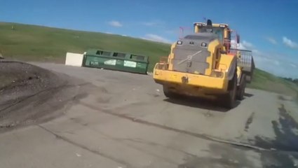 Disgruntled former employee driving stolen 75,000lb tractor leads police on slow chase in Georgia