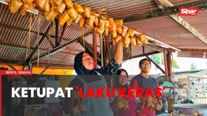 Jual hampir 100,000 ketupat sepanjang Ramadan