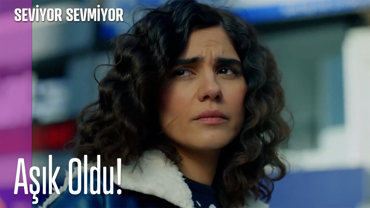 Aşık Oldu!