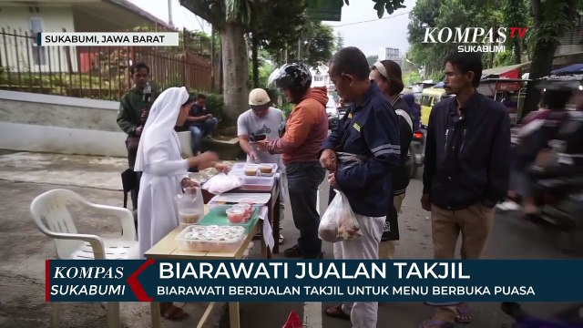 Biarawati Berjualan Takjil Untuk Menu Berbuka Puasa