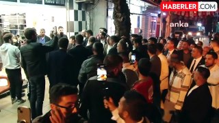 CHP İzmir Büyükşehir Belediye Başkan Adayı Cemil Tugay Roman Yurttaşları Ziyaret Etti