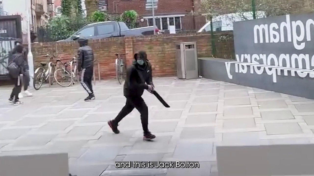 'Petrifying' machete fight caught on camera