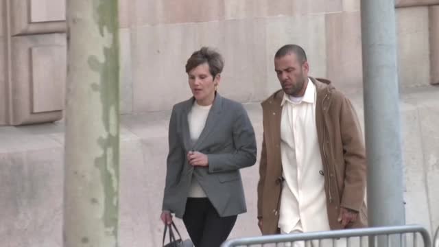 Justice - L'arrivée de Dani Alves au tribunal