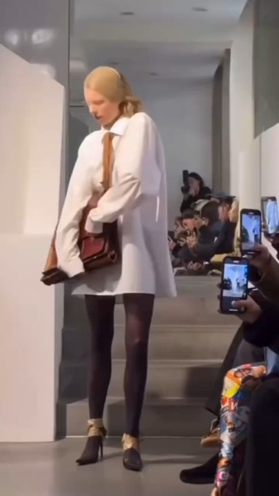 Quel mannequin préférez-vous ?! Je peux donner les références du sac sur demande 