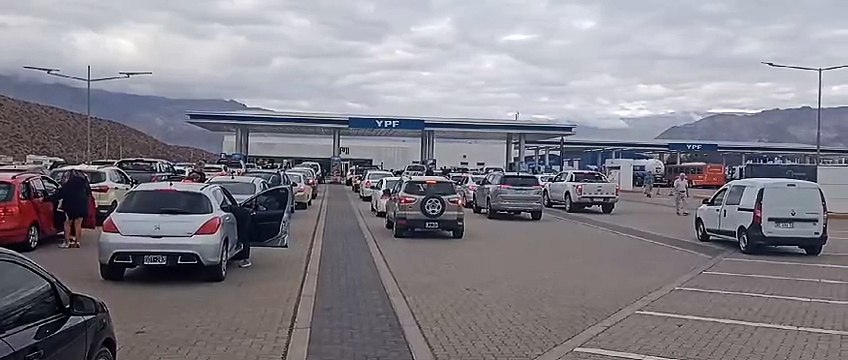 Demoras en estación de servicio en Uspallata