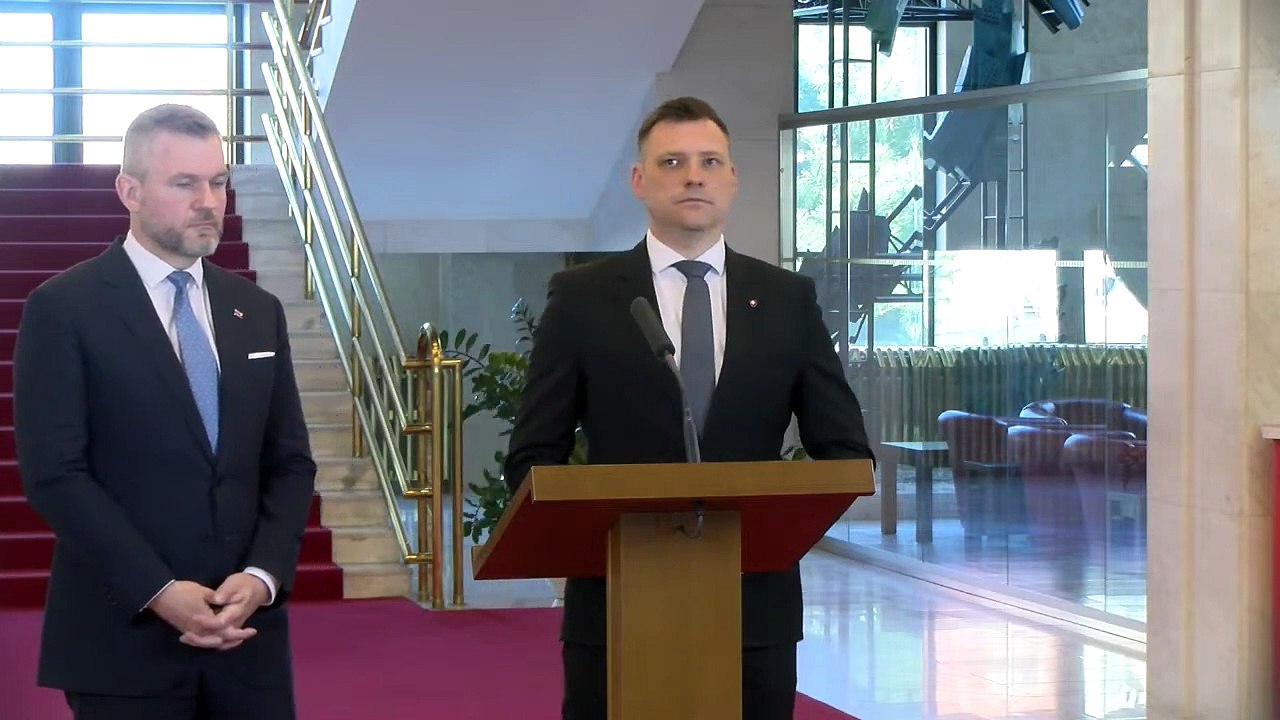 ZÁZNAM: P. Pellegrini: Mimoriadna schôdza k medveďom zatiaľ nebude
