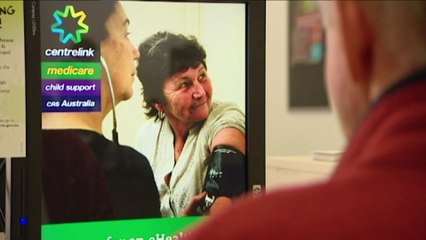 Centrelink and Medicare let 7 million calls go unanswered last year