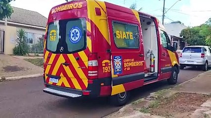 Mulher tem corte na cabeça após cair de escada no Bairro Santa Cruz