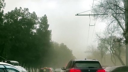 Ülkede şiddetli rüzgar! Acil durum ilan edildi