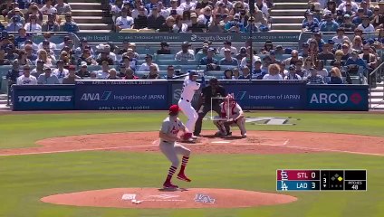 ¡Freddie Freeman conquista su primer jonrón del Opening Day! ⚾ - thumbnail