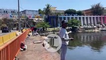 Pesca en el río Ozama en Santo Domingo Este este Jueves Santo