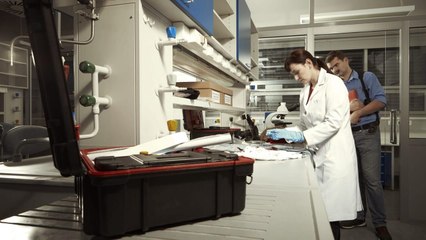 Faites entrer l'accusé vidéo bande annonce