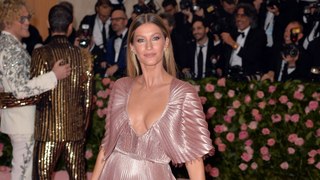 Gisele Bündchen has been publicly supported for the first time at one of her events by new boyfriend Joaquim Valente