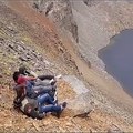 ان سیاحوں نے یہ پتھر جھیل میں کیوں گرایا ؟ وجہ کیا ہو سکتی ہے۔ ان کو ایسا کرنا چاہیے ؟ #beautifulchallenge #videos #neelumvalleykashmir