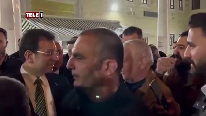 Namaz çıkışı İmamoğlu'nun yanına gelen vatandaş: 17 bakan 1 Cumhurbaşkanı tek başına hakkında geliyorsun