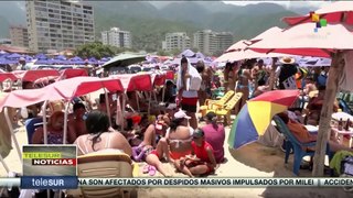 Venezolanos acudieron a las costas del país en vísperas de la Semana Mayor