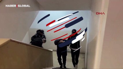 Interpol'ün kırmızı bültenle aradığı 2 kişi İstanbul'da yakalandı