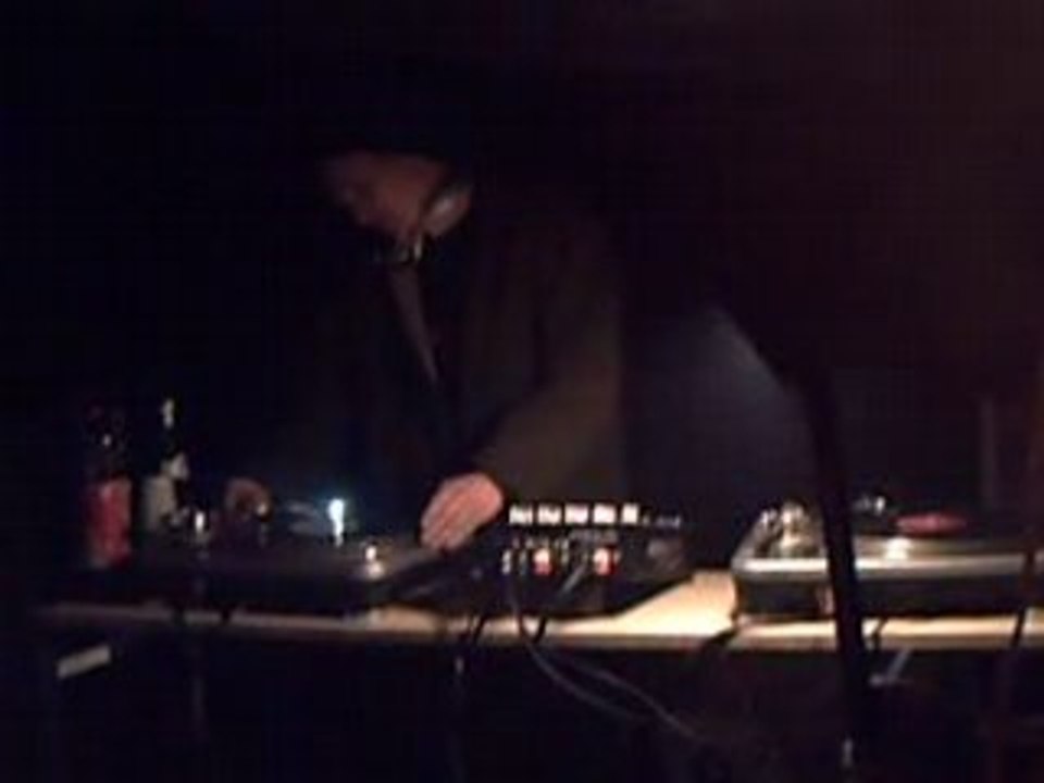 Ilogik sound system teuf du 08 03 08 - Dj, Moz