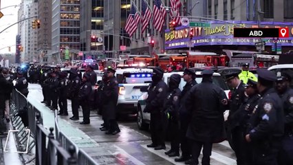 Biden, New York'ta bağış kampanyasını yapacağı binanın önünde protesto edildi