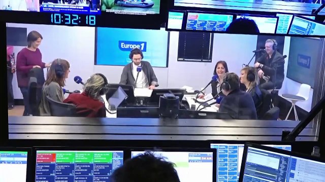 Cécile Marx alias Courtney Molotov : «Ce que je veux c’est présenter des émissions et échanger des recettes de tzatziki avec Nikos Aliagas»