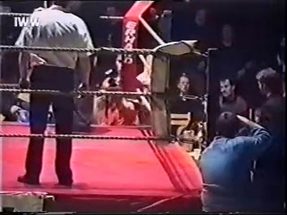 1999/2/13 - Ian Rotten vs. Eric The Bounty Hunter