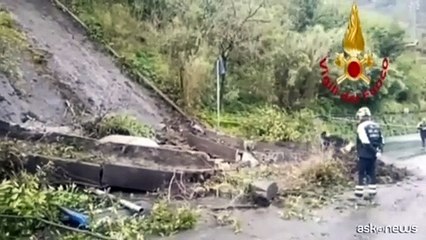 Download Video: Maltempo in Liguria, frana sulla SS 45: tre paesi isolati