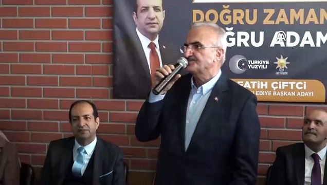Münir Karaloğlu van'da konuştuu