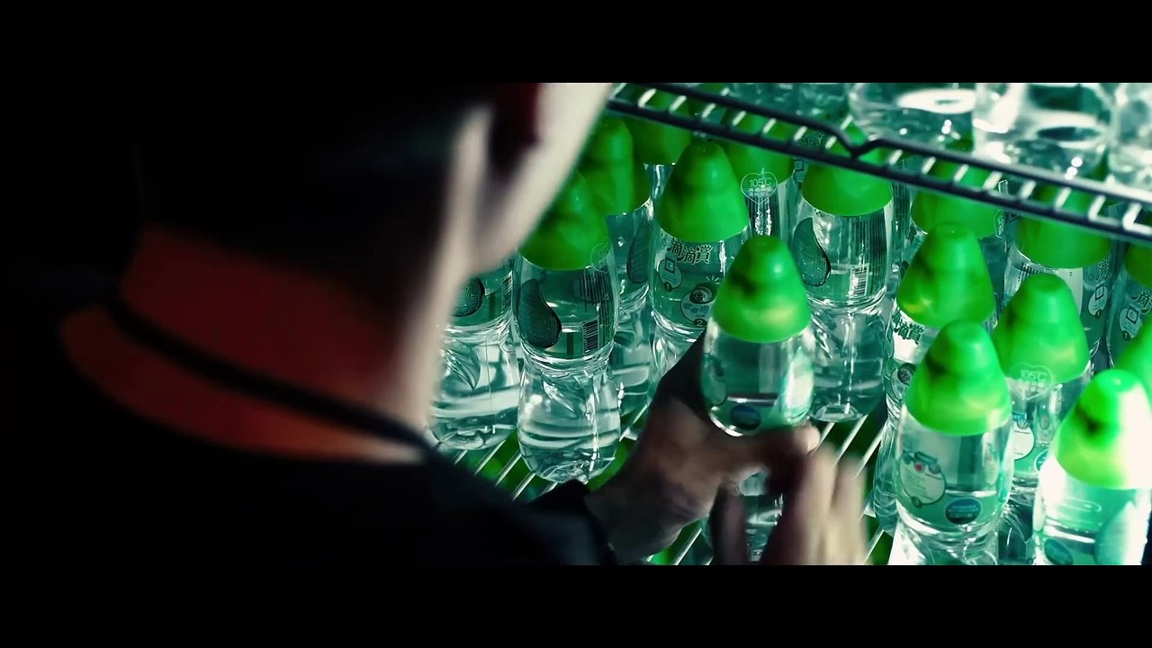 Donnie Yen seeks an apprentice and beats up MMA fighters in the locker room  BIG BROTHER (2018)