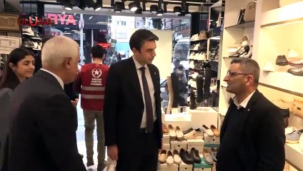 Vatan Partisi İstanbul Büyükşehir Belediye Başkan Adayı İbrahim Okan Özkan işten atılan işçilerin mücadelesine omuz verdi