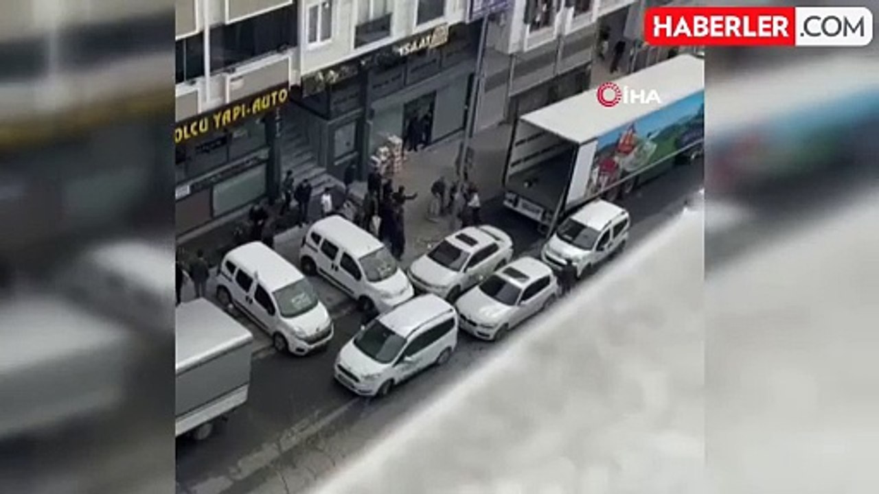 Yol verme tartışmasında kafa attı, yediği yumrukla nakavt oldu