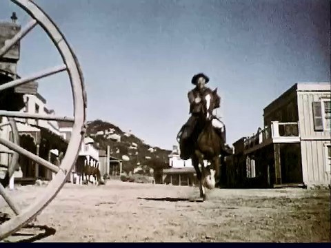 1960s Gravy train dog food commercial - dog saves the money from a bank robbery