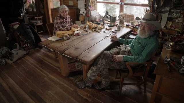 Seuls face à l'Alaska vidéo bande annonce