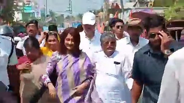 बंगाल की राजनीतिक पार्टियों की नजर प्रवासी श्रमिकों पर