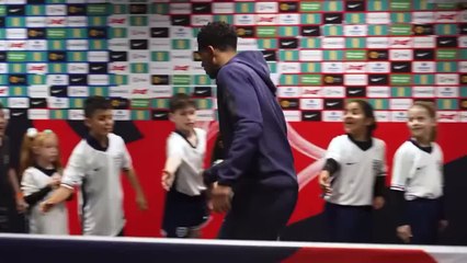 Es ejemplar: esto de Bellingham con los niños es de sobresaliente