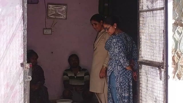 Watch Video: स्मैक के साथ युवक गिरफ्तारः स्मैक क्वीन नाम से प्रख्यात सविता फरार, तलाशी में मिला इतना कुछ