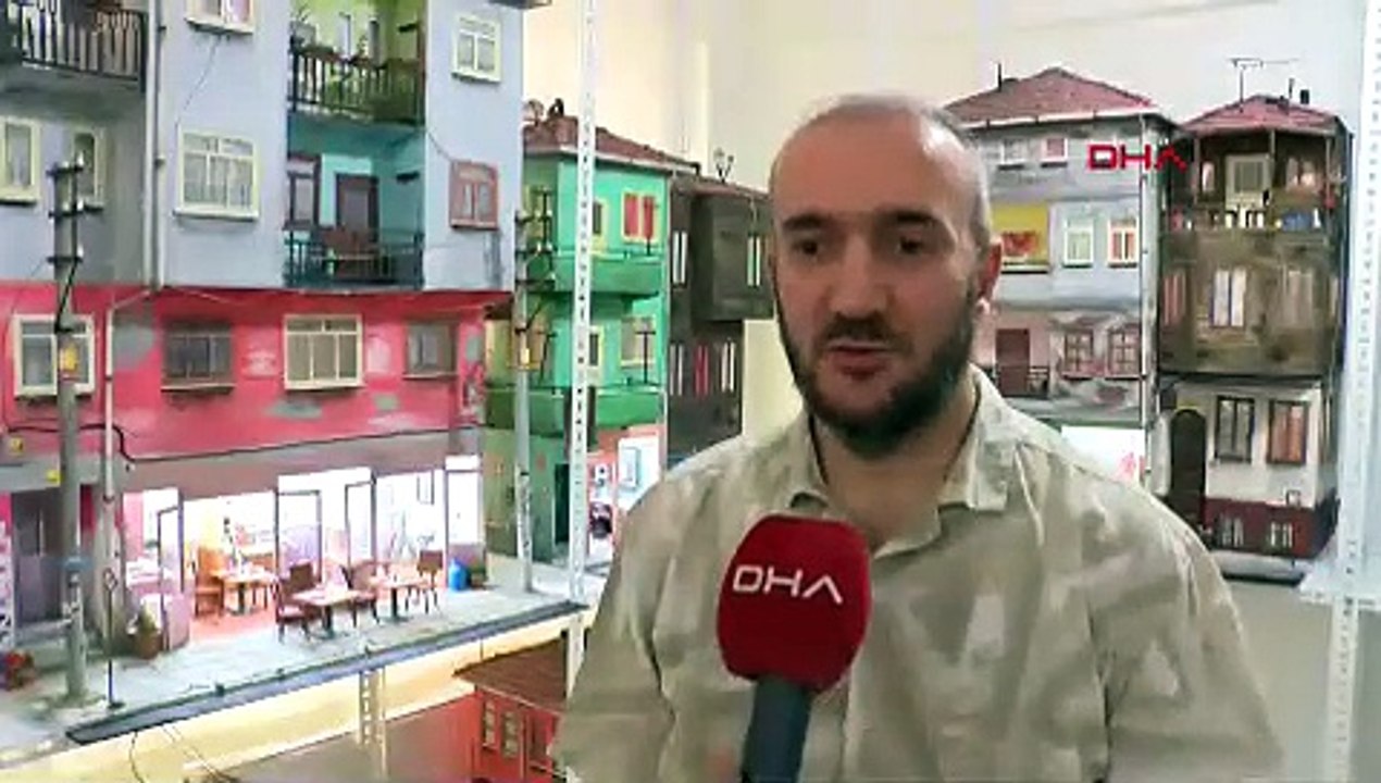 Koca mahalleyi bir odaya sığdırdı! Görenler hayran kalıyor
