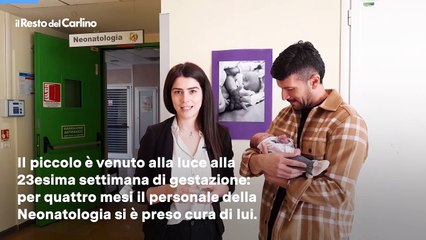 Bimbo nato al quinto mese salvato a Modena: il video